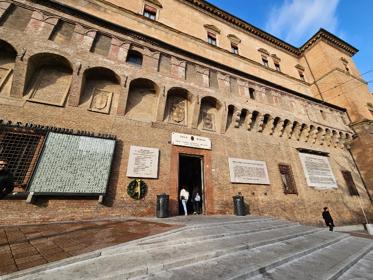 La Biblioteca Salaborsa