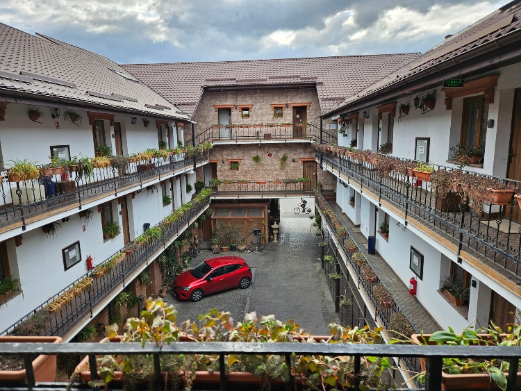 Alojamiento en Cluj Hanul Fullton