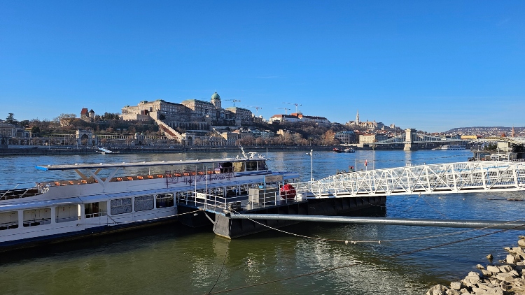Paseo en barco por el Danubio