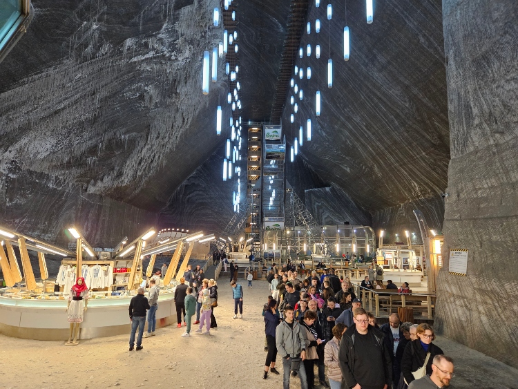 Cola de espera minas de sal de Turda