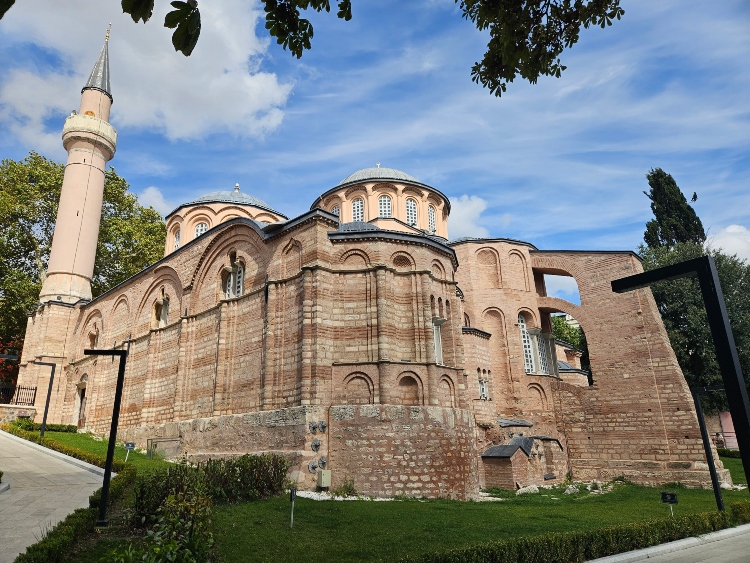 Iglesia San Salvador de Cora
