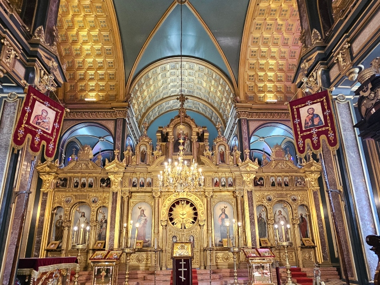 Iglesia de San Esteban de los Búlgaros interior