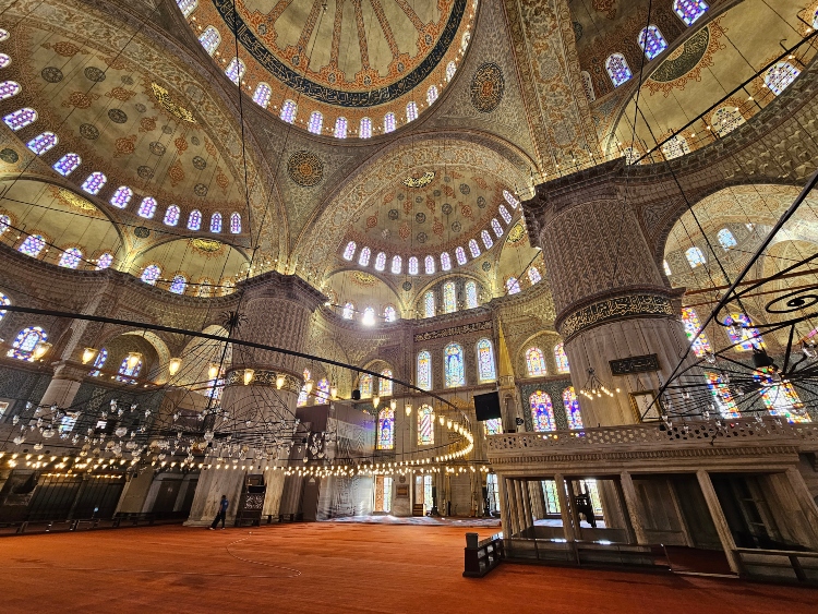 Mezquita azul por dentro