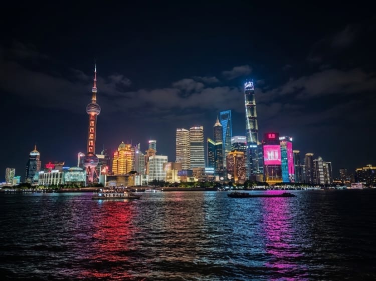 The bund vistas